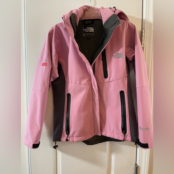 North Face Summit Series - Windstopper & Rain Jacket in Light Pink - Picture 1 of 10